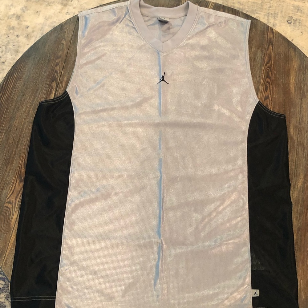 Vintage Air Jordan Black/Silver Sleeveless Shirt - Sz XL